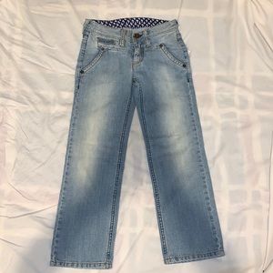 Girls’ Light Wash Straight Leg Jeans